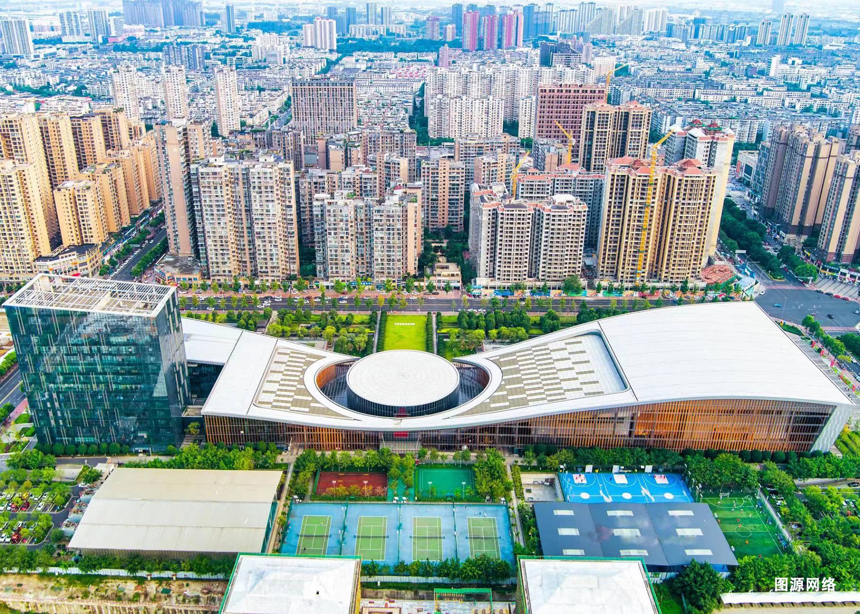 青白江文體中心